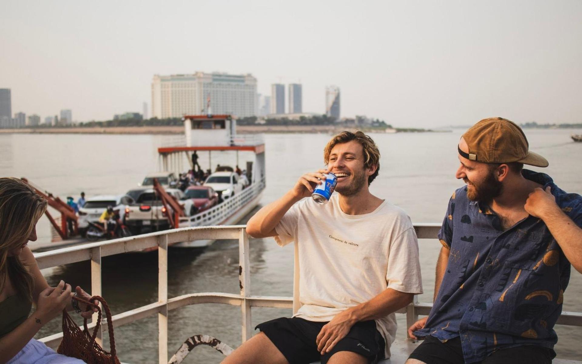 Mad Monkey Hostel Phnom Penh Dış mekan fotoğraf