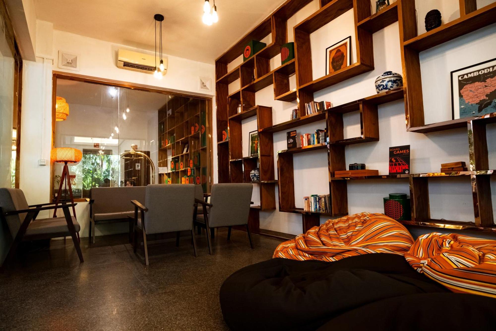Mad Monkey Hostel Phnom Penh Dış mekan fotoğraf
